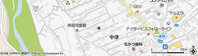 神奈川県愛甲郡愛川町中津586周辺の地図