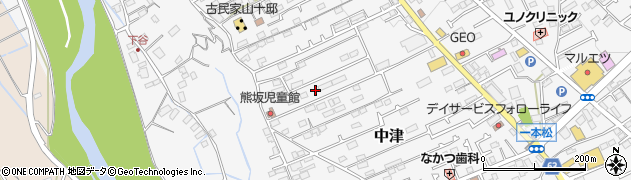 神奈川県愛甲郡愛川町中津590周辺の地図