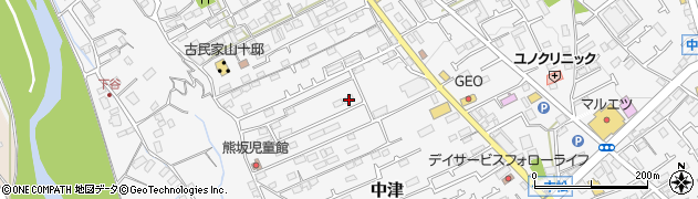 神奈川県愛甲郡愛川町中津647周辺の地図