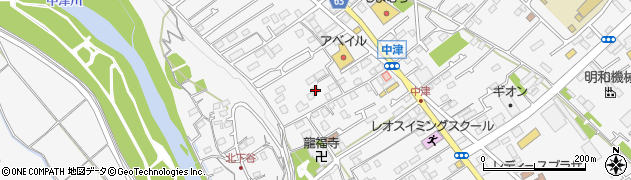 神奈川県愛甲郡愛川町中津132周辺の地図