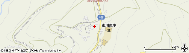 市川三郷町　山保地区公民館周辺の地図