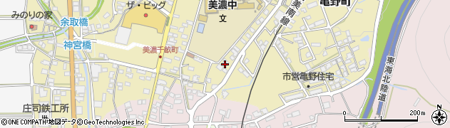 岐阜県美濃市3929周辺の地図