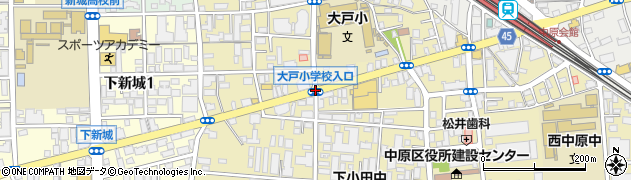 大戸小学校入口周辺の地図