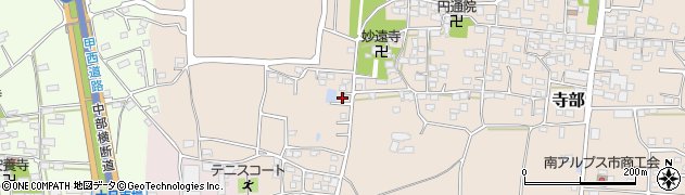 山梨県南アルプス市寺部2周辺の地図