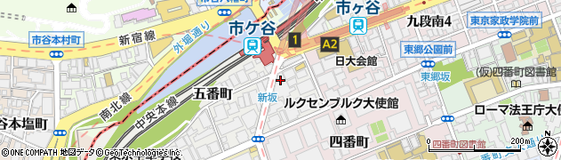 セブンイレブン市ヶ谷駅前店周辺の地図