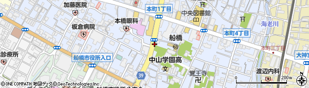 駅前十字路周辺の地図