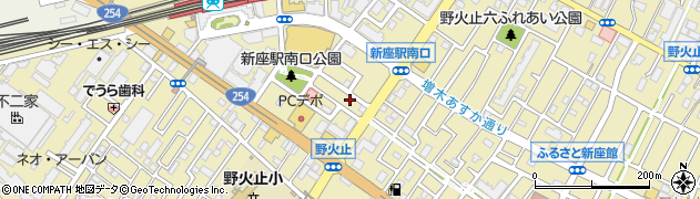新井・理容周辺の地図