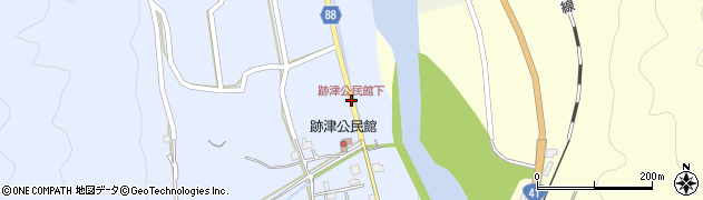 跡津公民館下周辺の地図
