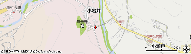 埼玉県飯能市小岩井975周辺の地図