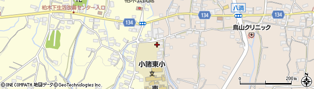 長野県小諸市八満70周辺の地図