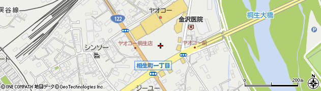 ヤオコー桐生相生店駐車場周辺の地図