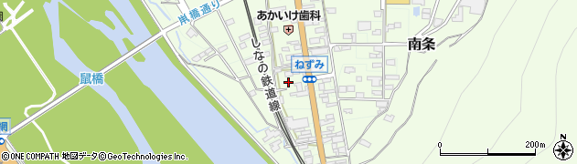 長野県埴科郡坂城町鼠7104周辺の地図