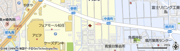 ファミリーマート白山中奥町店周辺の地図