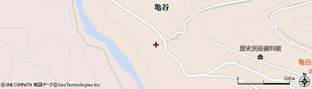 富山県富山市亀谷685周辺の地図