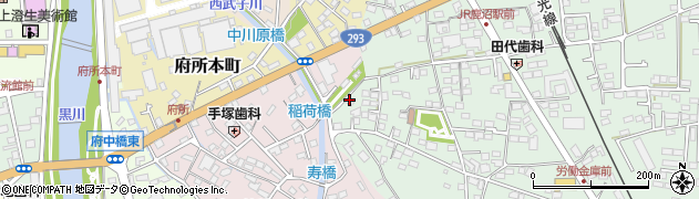 三品石材店周辺の地図