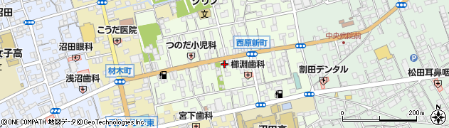 沼田原新町郵便局周辺の地図
