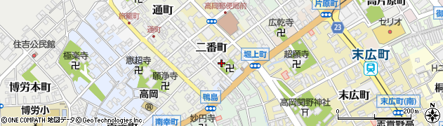 富山県高岡市二番町11周辺の地図