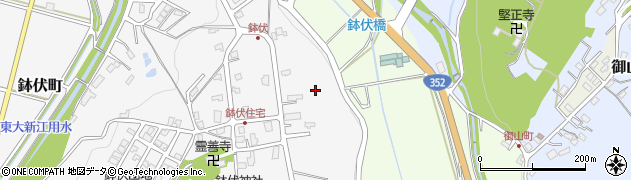 新潟県長岡市鉢伏町周辺の地図