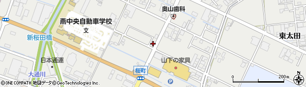 新潟県燕市杣木3063周辺の地図