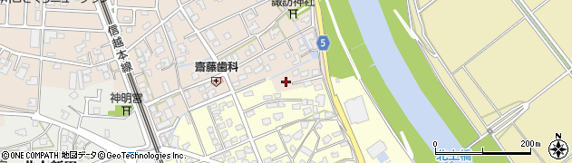 新潟県新潟市秋葉区川口1周辺の地図