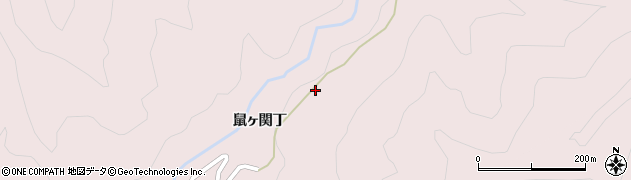 山形県鶴岡市鼠ヶ関丁136周辺の地図