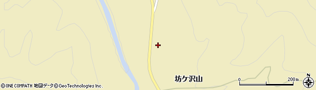 秋田県湯沢市高松（坊ケ沢）周辺の地図