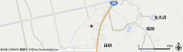 秋田県湯沢市三梨町菻田104周辺の地図