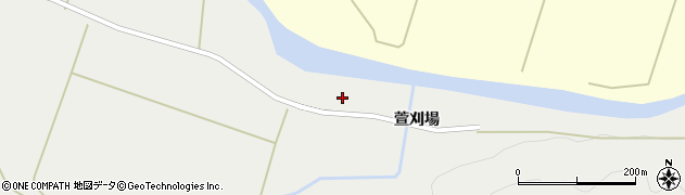 秋田県横手市増田町荻袋（萱刈場）周辺の地図