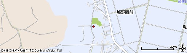 秋田県横手市赤坂城野岡周辺の地図