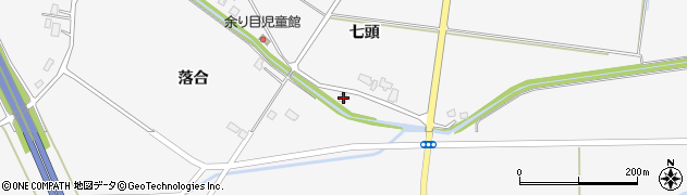 秋田県大仙市内小友七頭32周辺の地図