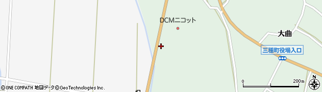秋田県山本郡三種町鵜川西家の下周辺の地図