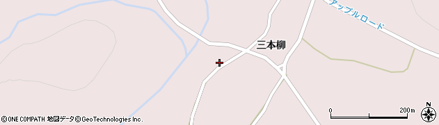 青森県弘前市百沢三本柳111周辺の地図
