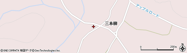 青森県弘前市百沢三本柳114周辺の地図