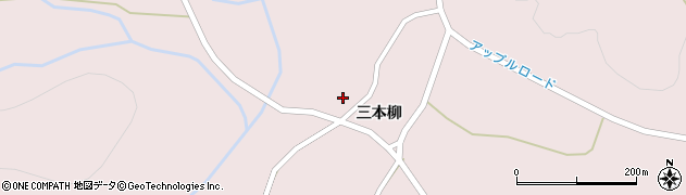 青森県弘前市百沢三本柳117周辺の地図