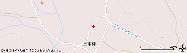 青森県弘前市百沢三本柳135周辺の地図