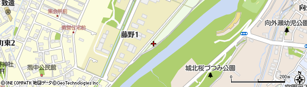青森県弘前市萢中周辺の地図