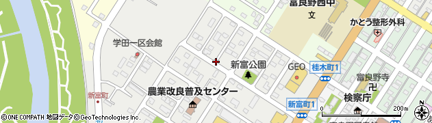 北海道富良野市新富町周辺の地図